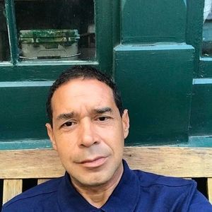 Meet your Posher, Jose frank